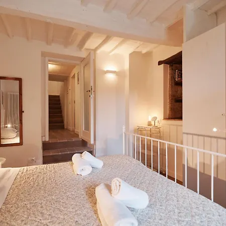 Romantico Rifugio - Centro Storico Apartment